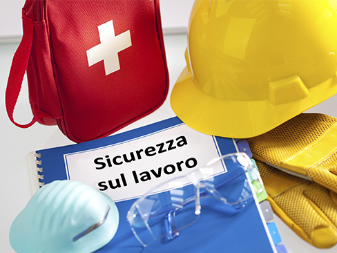 Sentenza n. 24074 : Obblighi e responsabilità in caso di distacco – Violazione delle norme in materia di prevenzione degli infortuni sul lavoro